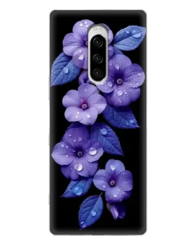 Чехол для Sony Xperia 1 с картинкой «Фиолетовые цветы с росою»