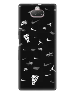 Чехол для Sony Xperia 10 с картинкой «Nike Black Pattern»