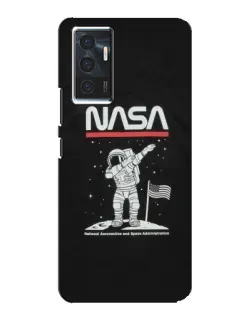 Чехол для Vivo V23e с картинкой «NASA — шагаем по Луне»