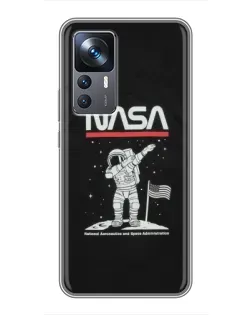 Чехол для Xiaomi 12T с картинкой «NASA — шагаем по Луне»