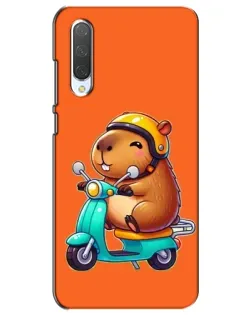 Чехол для Xiaomi Mi CC9e с картинкой «Капибара на скутере»