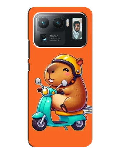 Чехол для Xiaomi Mi 11 Ultra с картинкой «Капибара на скутере»