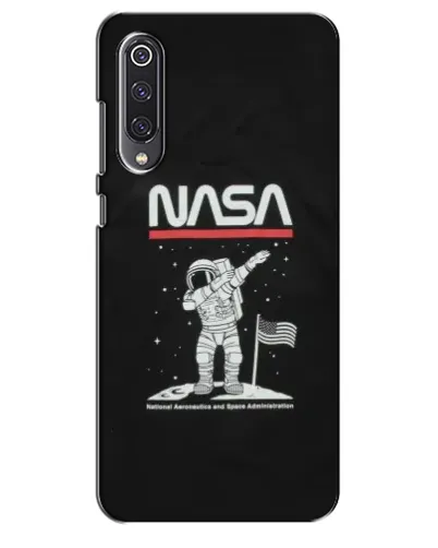 Чехол для Xiaomi Mi 9 SE с картинкой «NASA — шагаем по Луне» Чехол для Xiaomi Mi 9 SE с картинкой «NASA — шагаем по Луне»