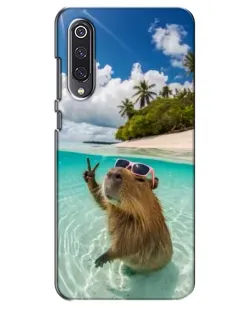 Чехол для Xiaomi Mi 9 SE с картинкой «Капибара на море»