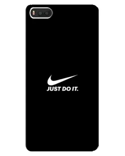 Чехол для Xiaomi Mi8 с картинкой «Минимализм от Nike»
