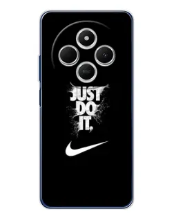 Чехол для Xiaomi Poco C75 с картинкой «Текстовый принт Nike»