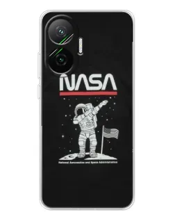 Чехол для Xiaomi POCO F7 с картинкой «NASA — шагаем по Луне»