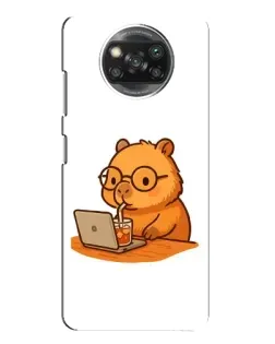 Чехол для Xiaomi POCO X3 с картинкой «Капибара с ноутбуком»