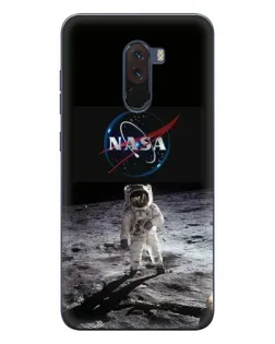 Чехол для Xiaomi POCO F1 с картинкой «Астронавт на Луне»