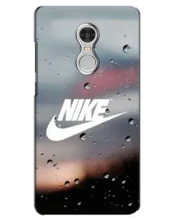 Чехол для Xiaomi Redmi 5 с картинкой «Nike в стиле ретро»