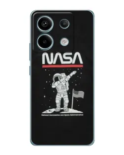 Чехол для Xiaomi Redmi Note 13 Pro с картинкой «NASA — шагаем по Луне»