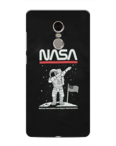 Чехол для Xiaomi Redmi Note 4 с картинкой «NASA — шагаем по Луне» Чехол для Xiaomi Redmi Note 4 с картинкой «NASA — шагаем по Луне»