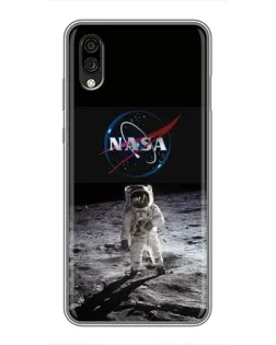 Чехол для ZTE Blade A5 (2020) с картинкой «Астронавт на Луне»