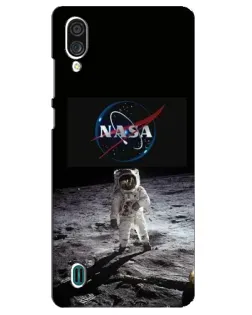 Чехол для ZTE Blade A51 Lite с картинкой «Астронавт на Луне»