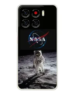 Чехол для ZTE Blade A56 с картинкой «Астронавт на Луне»