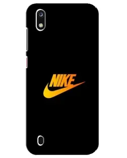 Чехол для ZTE Blade A7 (2019) с картинкой «Золотой логотип Nike»
