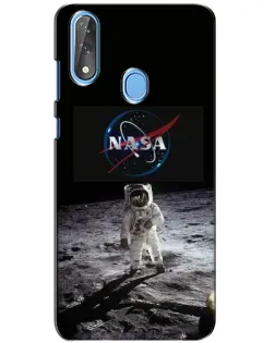 Чехол для ZTE Blade V10 с картинкой «Астронавт на Луне»