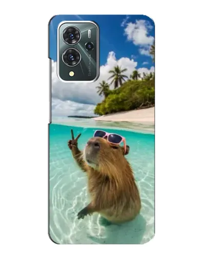 Чехол для ZTE Blade V40 Pro с картинкой «Капибара на море»