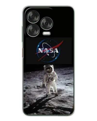 Чехол для ZTE Nubia V70 Design с картинкой «Астронавт на Луне»