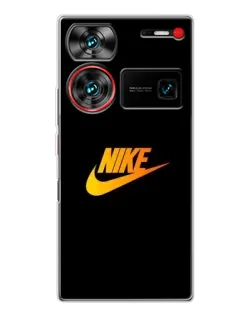 Чехол для ZTE Nubia Z60 Ultra с картинкой «Золотой логотип Nike»