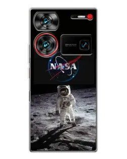 Чехол для ZTE Nubia Z60 Ultra с картинкой «Астронавт на Луне»