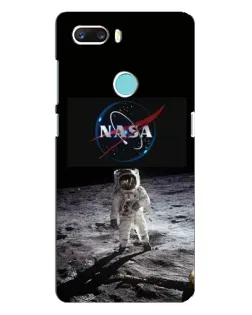Чехол для ZTE Z18 Mini с картинкой «Астронавт на Луне»