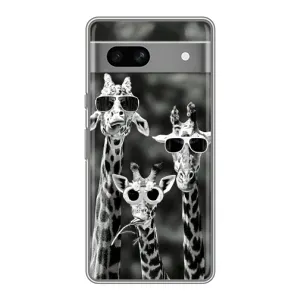 Силиконовый чехол с КАРТИНКАМИ лето для Google Pixel 7A (AlphaPrint) (Жирафы в очках)