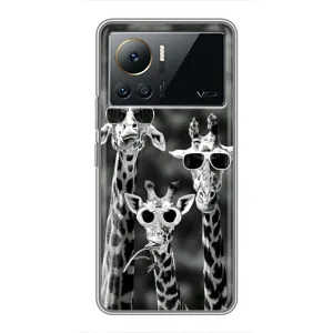 Силиконовый чехол с КАРТИНКАМИ лето для Infinix Note 12 2023 (AlphaPrint) (Жирафы в очках)