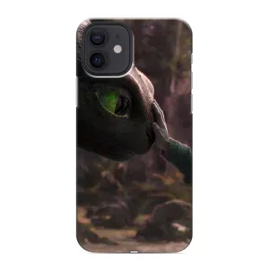 Чехол как приручить дракона на iPhone 12 (Сцена с драконом)