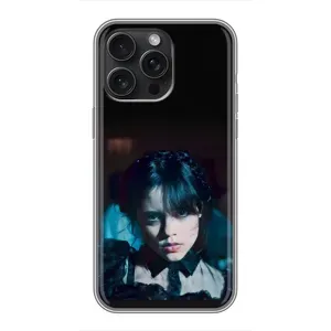 Чехлы Венсдей на iPhone 15 Pro Max Уэнсдей (AlphaPrint) (взгляд Уэнздей)