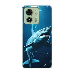 Чехол с картинкой «Хищники» для Motorola Edge 40 (Акула под водой)