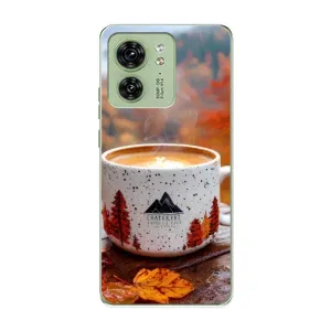Чехол с уникальным дизайном «Осень с кофе» для Motorola Edge 40 (Кофе на природе)