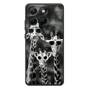 Силиконовый чехол с КАРТИНКАМИ лето для Motorola Edge 70 Fusion Plus (AlphaPrint) (Жирафы в очках)