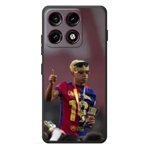 Чехол с футболистом Ламин Ямаль Motorola Edge 70 Pro (Lamine Yamal)