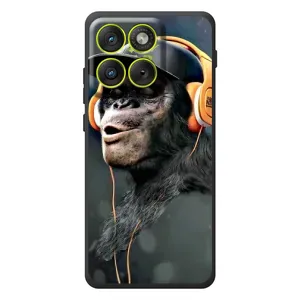 Чехол с Обезьянами Motorola Edge 70 - (AlphaPrint) (В наушниках)
