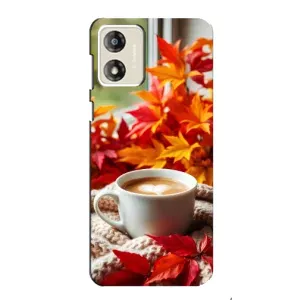 Чехол с уникальным дизайном «Осень с кофе» для Motorola MOTO E13