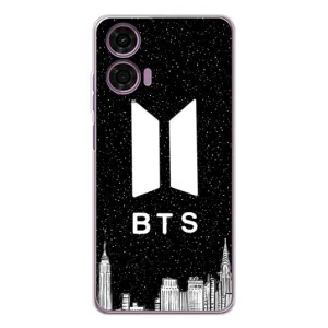Чехлы BTS для Motorola MOTO G04 (AlphaPrint) (БТС Лого)