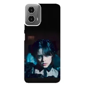 Чехлы Венсдей на Motorola MOTO G34 Уэнсдей (AlphaPrint) (взгляд Уэнздей)