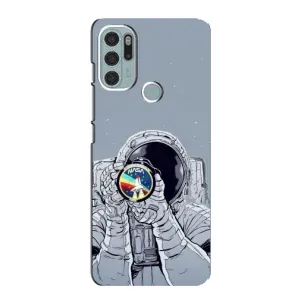Чехол NASA для Motorola MOTO G60s (AlphaPrint) (Космонавт фото)