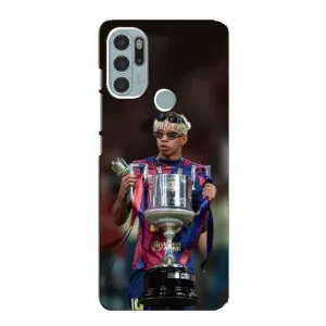Чехол с футболистом Ламин Ямаль Motorola MOTO G60s (Ямаль с кубком)