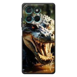 Чехол с картинкой «Хищники» для Motorola Moto G77 (Опасный крокодил)