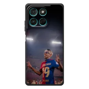 Чехол с футболистом Ламин Ямаль Motorola Moto G77 (Ямаль на стадионе)