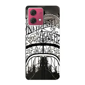 Чехол с дизайном Венздей 2 на Motorola MOTO G84 (Ворота Академии Невермор)