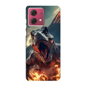 Чехол с картинкой «Хищники» для Motorola MOTO G84 (Огненный динозавр)