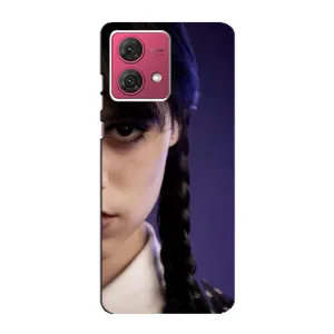 Чехол с дизайном Венздей 2 на Motorola MOTO G84 (Загадочный взгляд Уэнздей)
