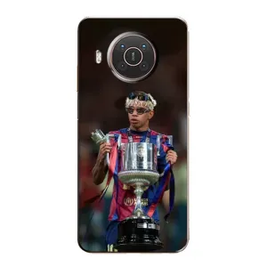Чехол с футболистом Ламин Ямаль Nokia X10 (Ямаль с кубком)