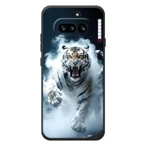 Чехол с картинкой «Хищники» для Nothing Phone (4a) (Белый тигр в дыму)