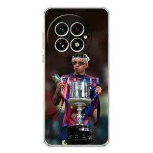 Чехол с футболистом Ламин Ямаль OnePlus 13 (Ямаль с кубком)