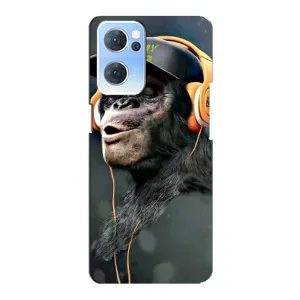 Чехол с Обезьянами Oppo Reno7 5G - (AlphaPrint) (В наушниках)