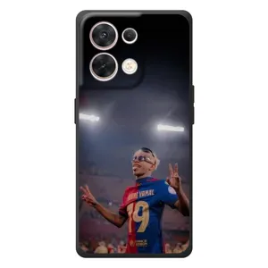 Чохол з футболістом Ламін Ямаль OPPO Reno 8 5G (Ямаль на стадіоні)